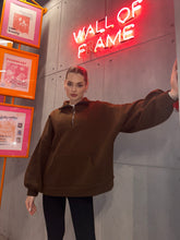 Load image into Gallery viewer, Bazic zip sweatshirt
