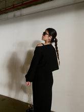 Load image into Gallery viewer, Woman in Black set
