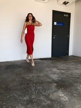 Load image into Gallery viewer, Tuscan dream in red
