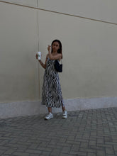 Load image into Gallery viewer, Tuscandream Dress
